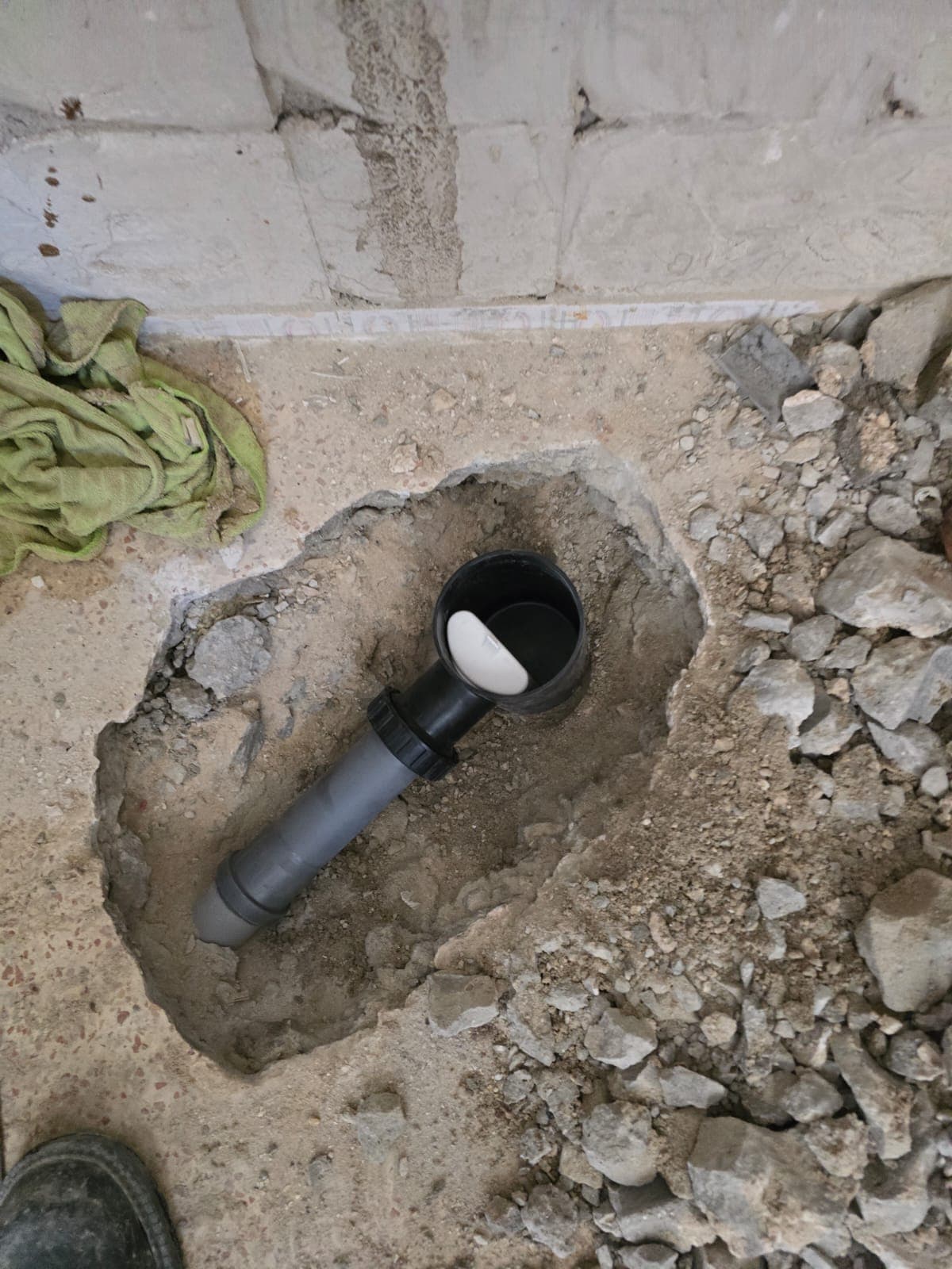 התקנות 4 — חיים שטח שירותי אינסטלציה, חיפה והקריות