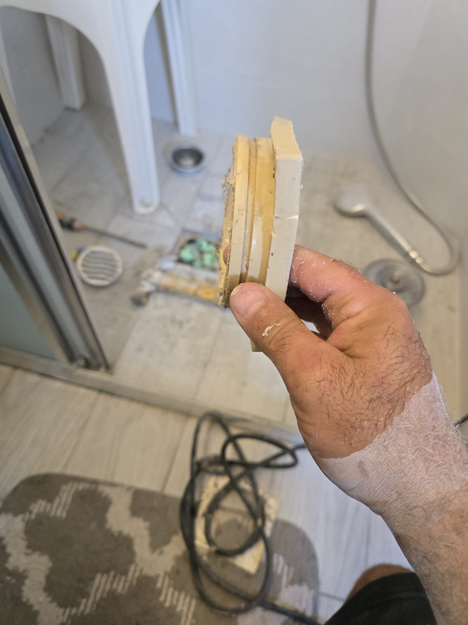 איתור נזילות 16 — חיים שטח שירותי אינסטלציה, חיפה והקריות