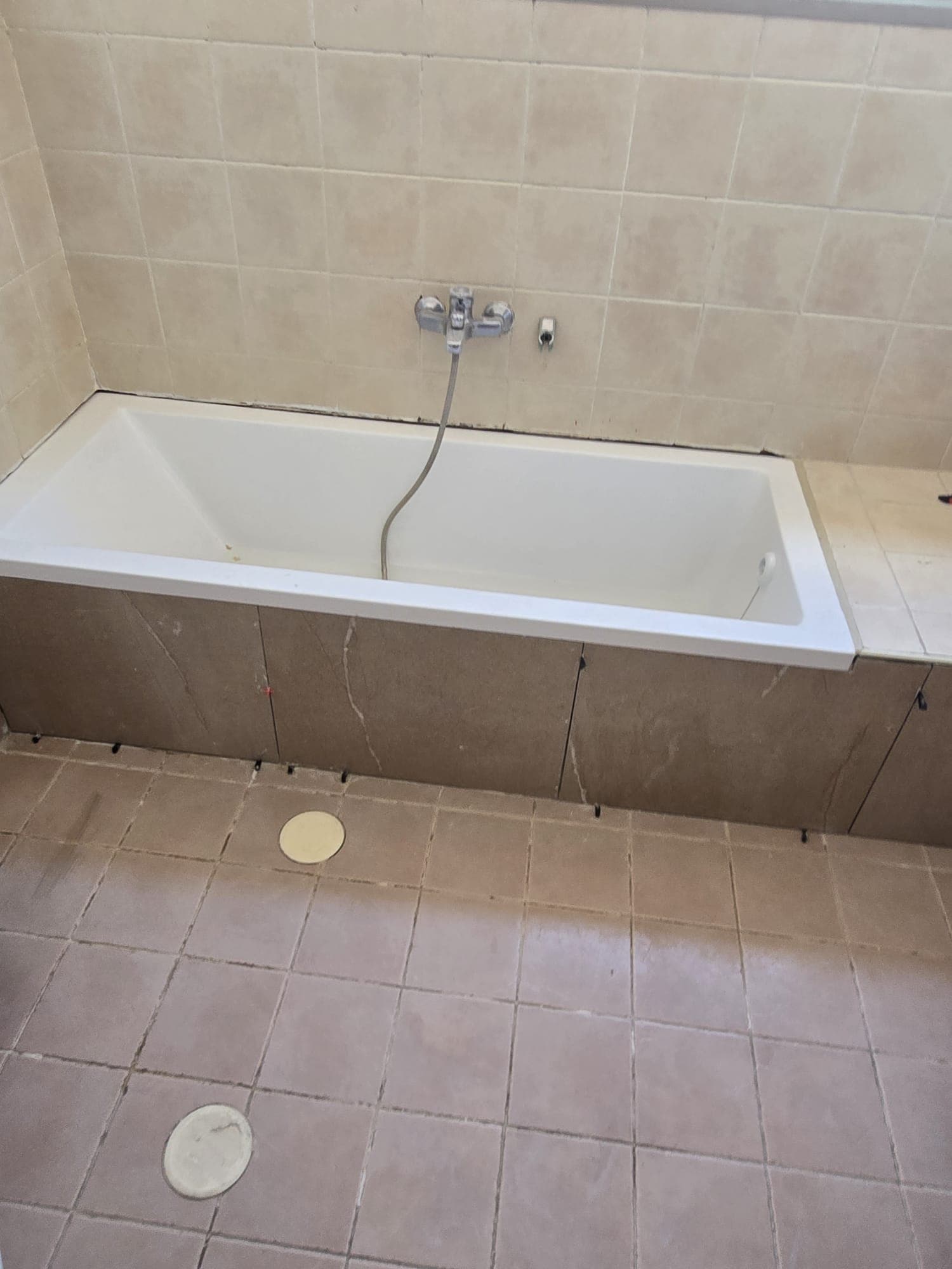 עבודות צנרת 3 — חיים שטח שירותי אינסטלציה, חיפה והקריות